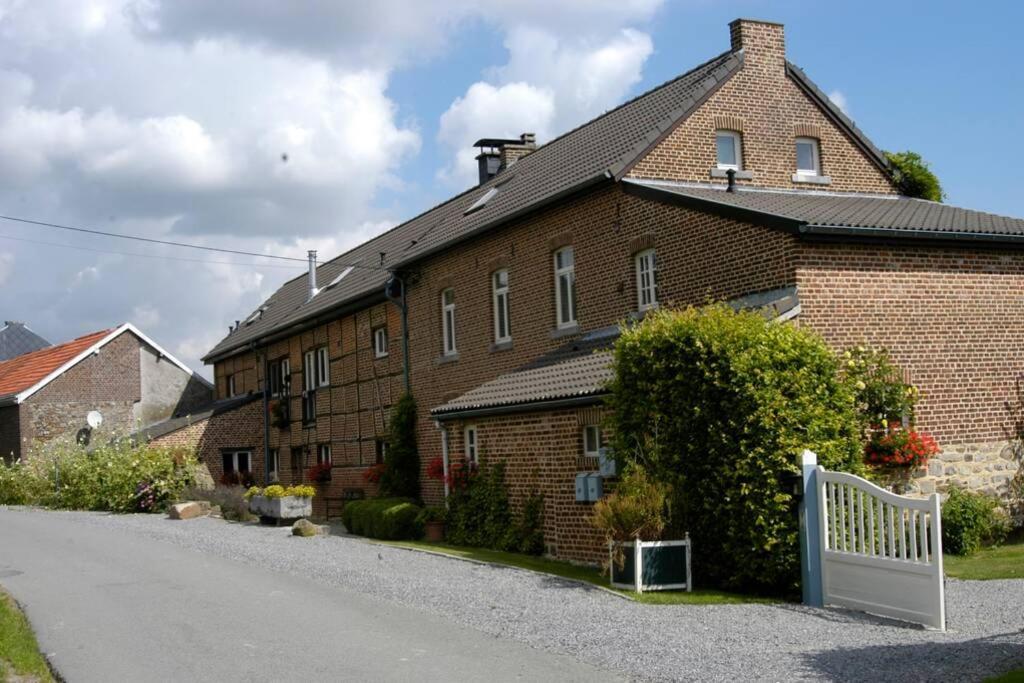Hoeve Espewey Cottage Hombourg Exterior photo